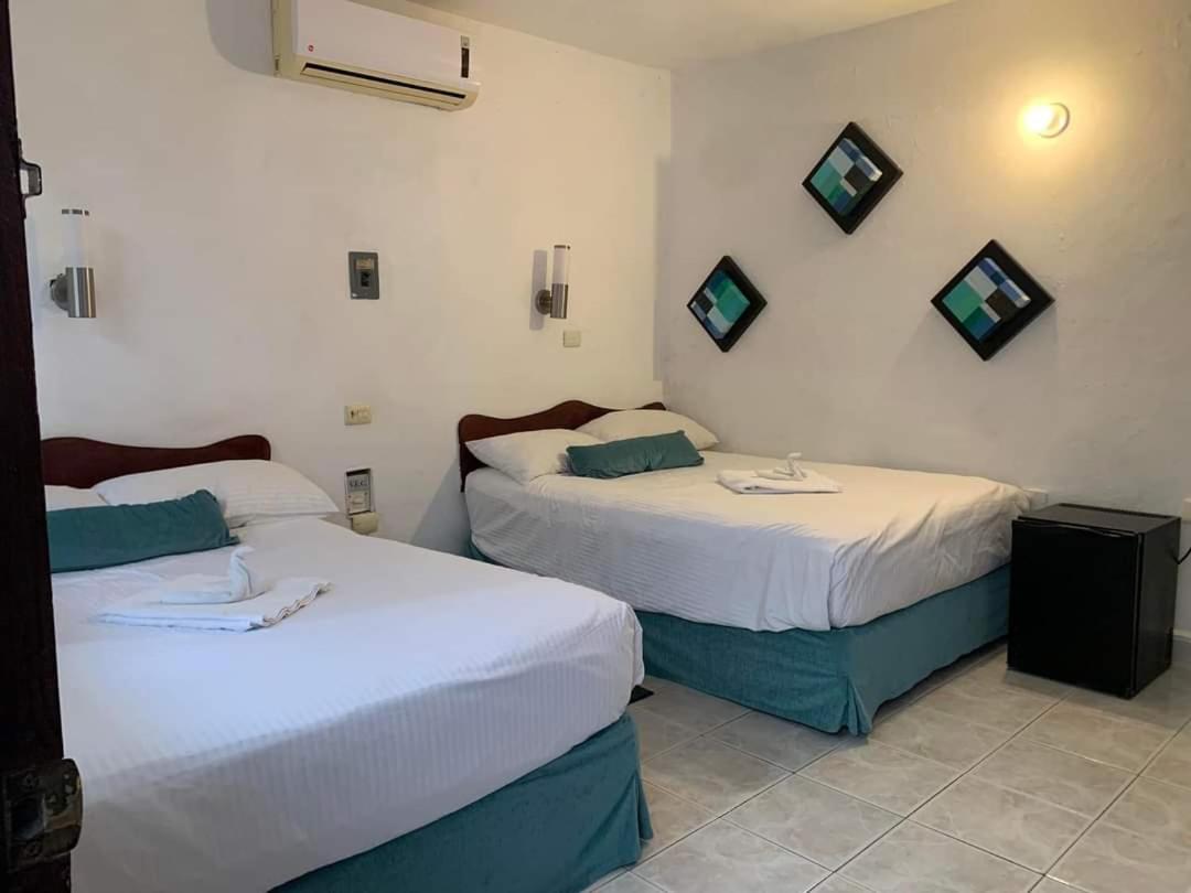 Hotel Hermanos Aguilar Cozumel Exterior foto